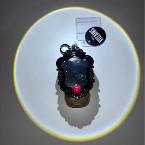 Bath & Body Works Disney Villains Evil Queen Light-Up Sanitizer Holder